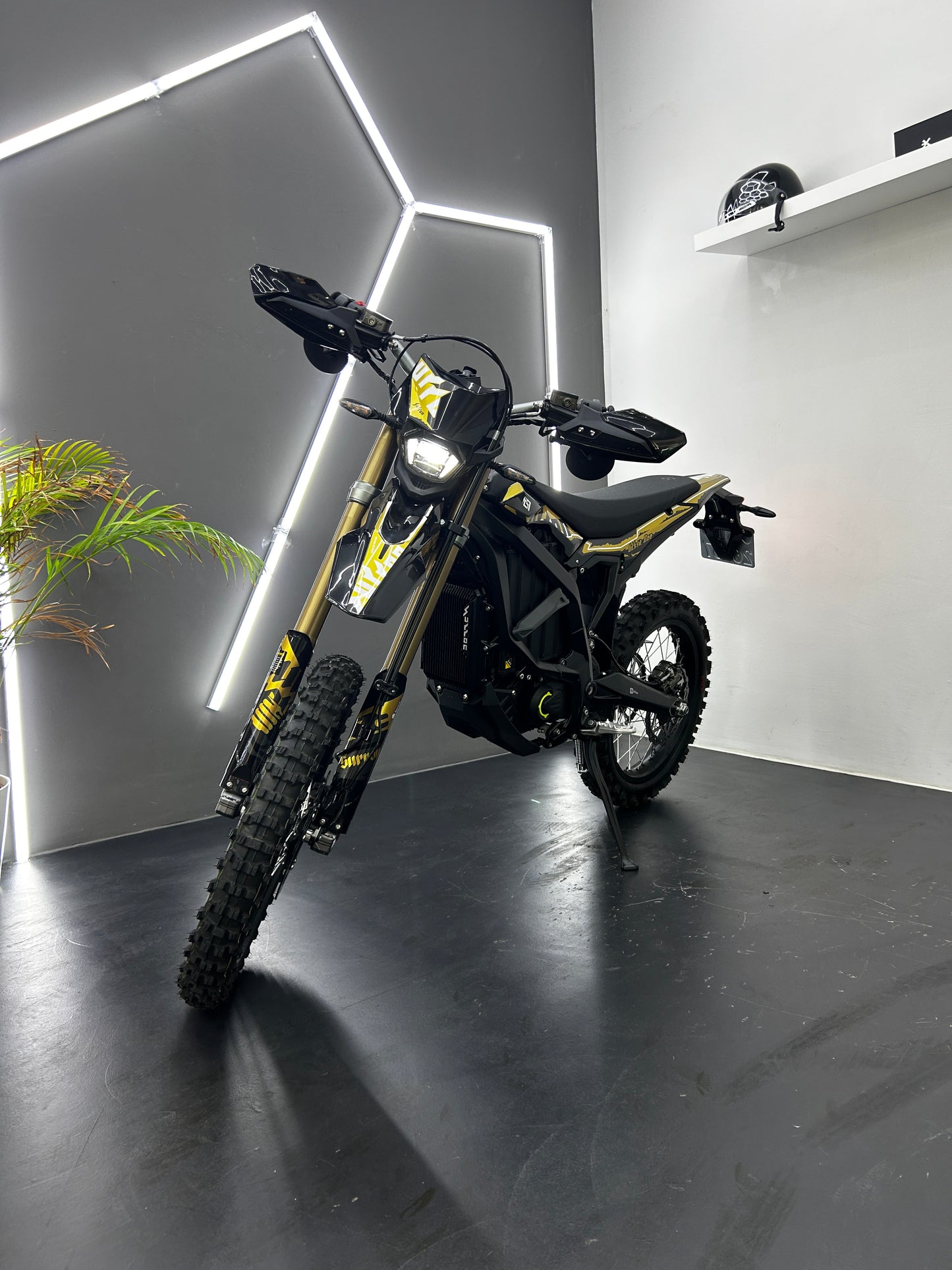 SURRON ULTRA BEE HP [2025]