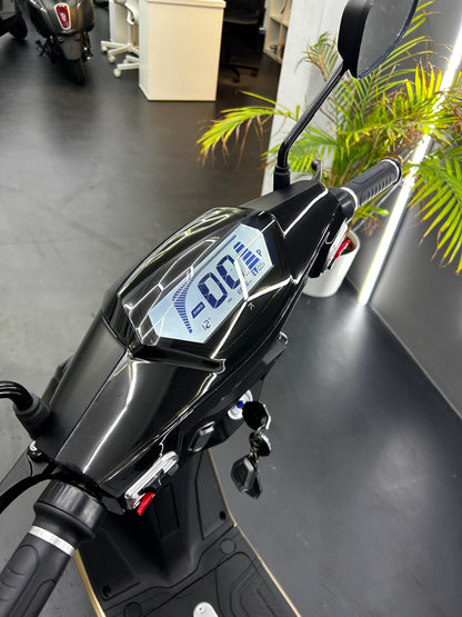 Next NX1 E-Scooter