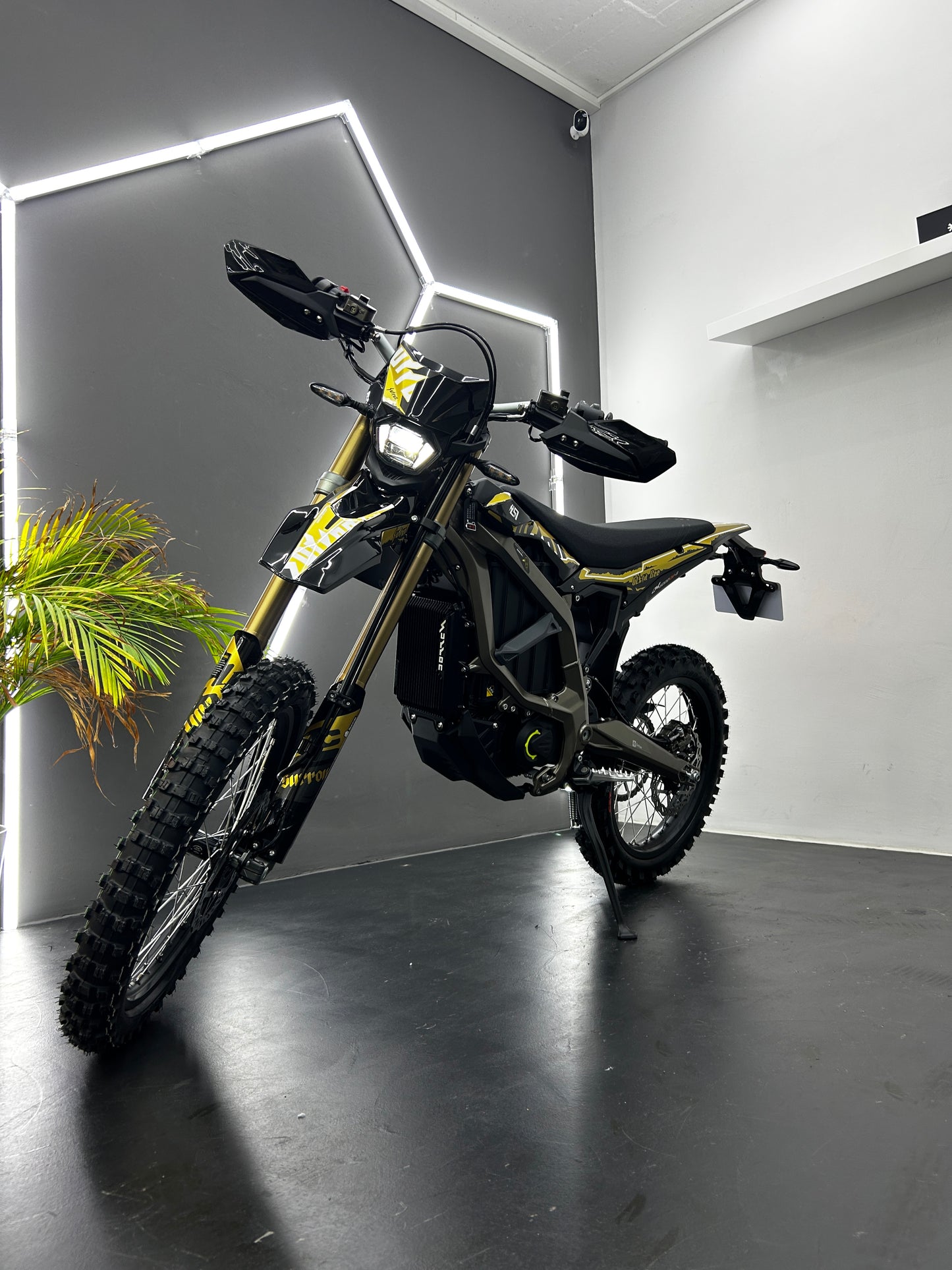 SURRON ULTRA BEE HP [2025]